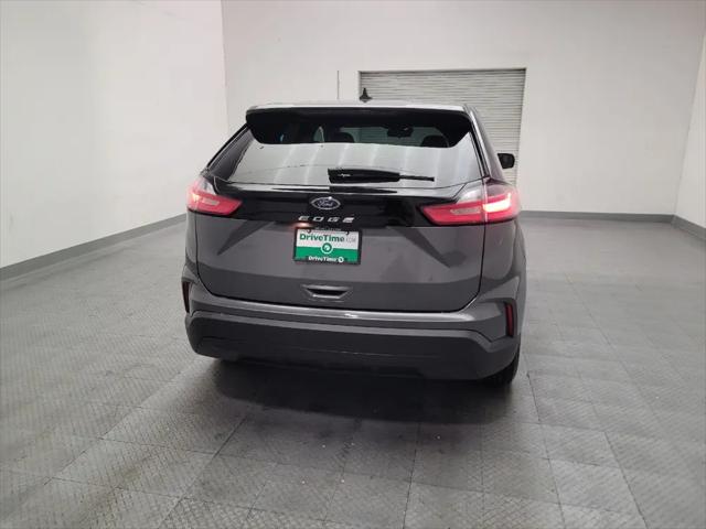 2021 Ford Edge SE