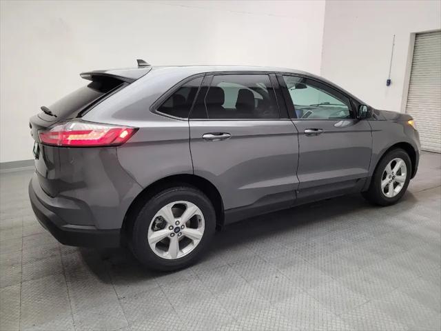 2021 Ford Edge SE
