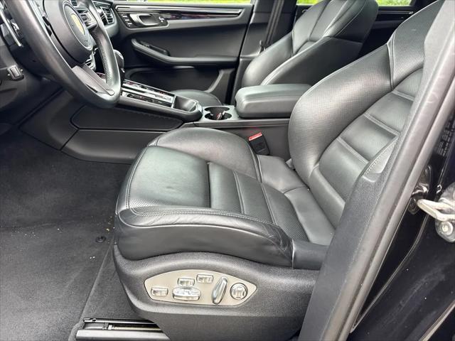 2023 Porsche Macan Macan