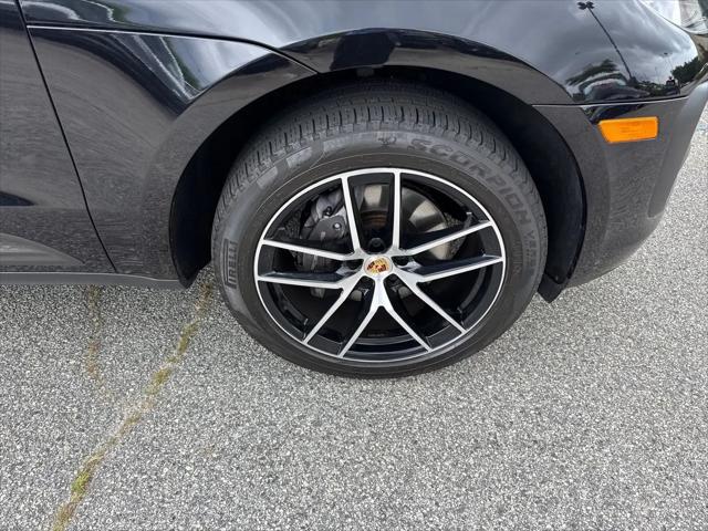 2023 Porsche Macan Macan