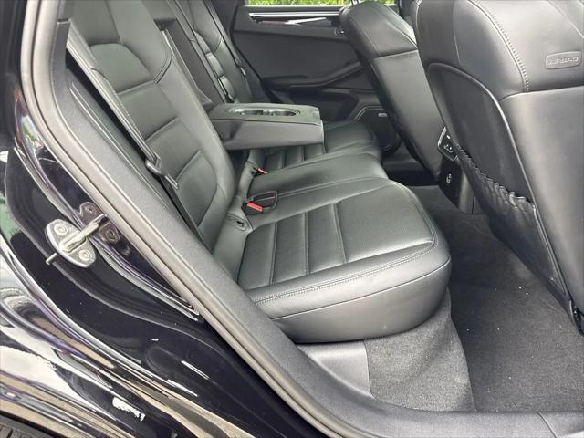 2023 Porsche Macan Macan