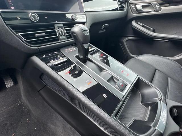 2023 Porsche Macan Macan