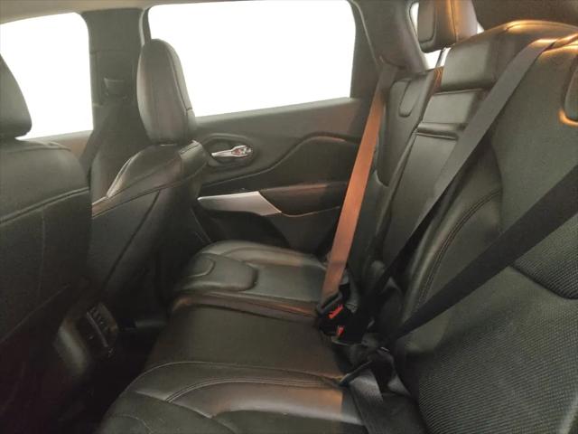 2017 Jeep Cherokee Overland