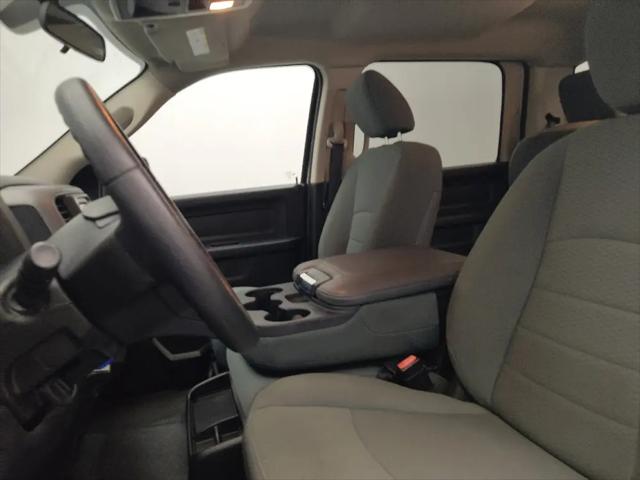 2017 Ram 1500 Tradesman Crew Cab 4x2 5'7" Box