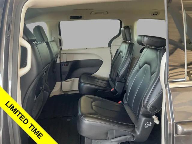 2023 Chrysler Pacifica Touring L