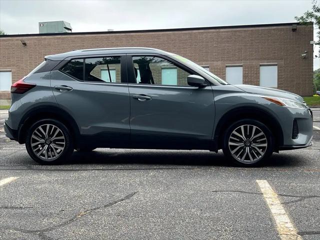 2021 Nissan Kicks SV Xtronic CVT