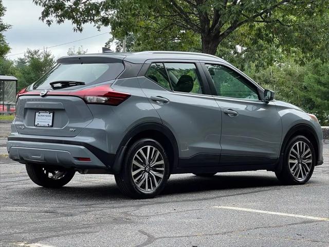 2021 Nissan Kicks SV Xtronic CVT