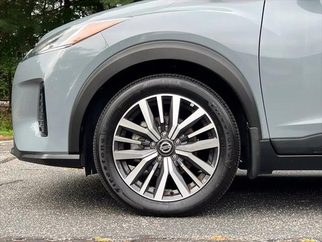 2021 Nissan Kicks SV Xtronic CVT