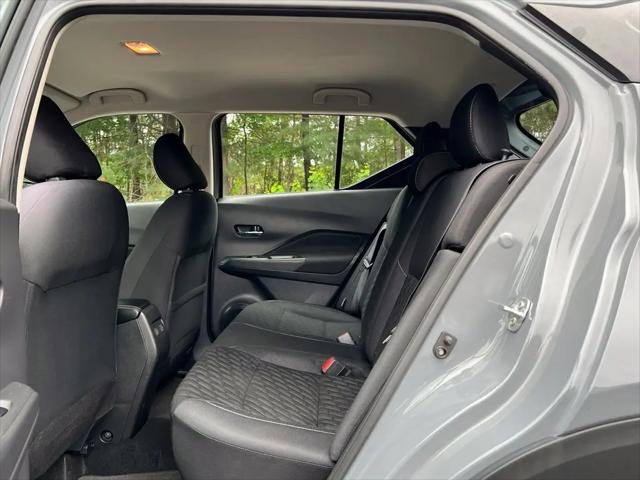 2021 Nissan Kicks SV Xtronic CVT
