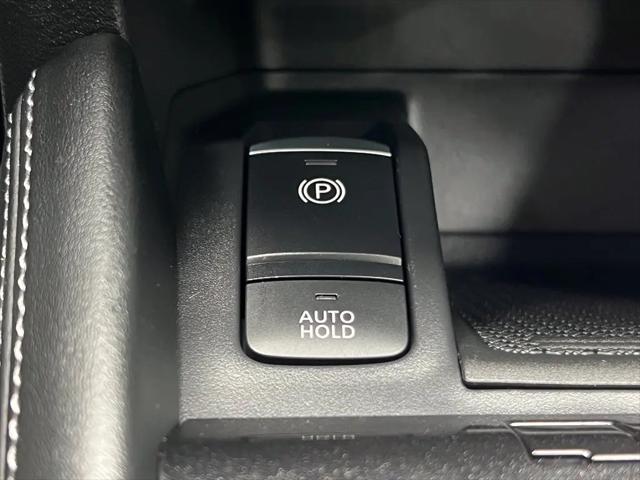2021 Nissan Kicks SV Xtronic CVT