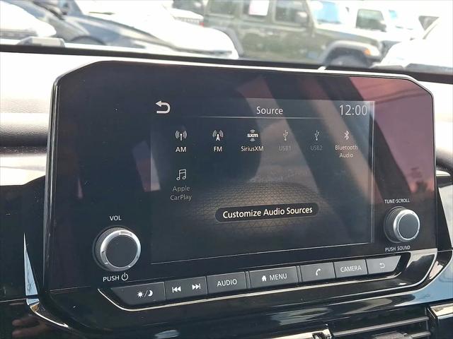 2025 Nissan Pathfinder SV 4WD