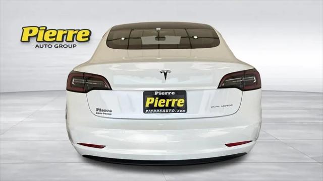 2022 Tesla Model 3 Long Range Dual Motor All-Wheel Drive
