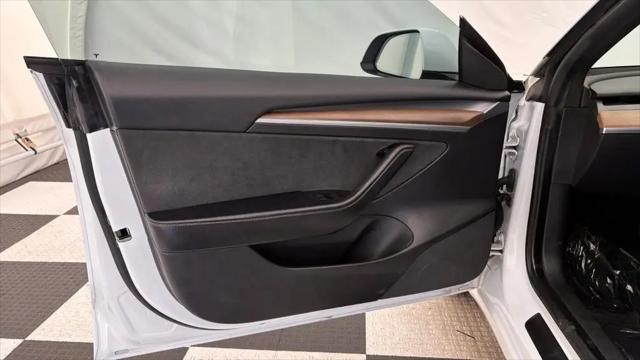 2022 Tesla Model 3 Long Range Dual Motor All-Wheel Drive