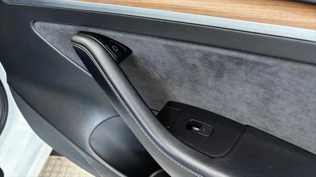 2022 Tesla Model 3 Long Range Dual Motor All-Wheel Drive