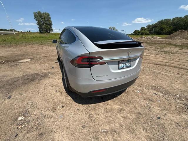 2016 Tesla Model X 75D