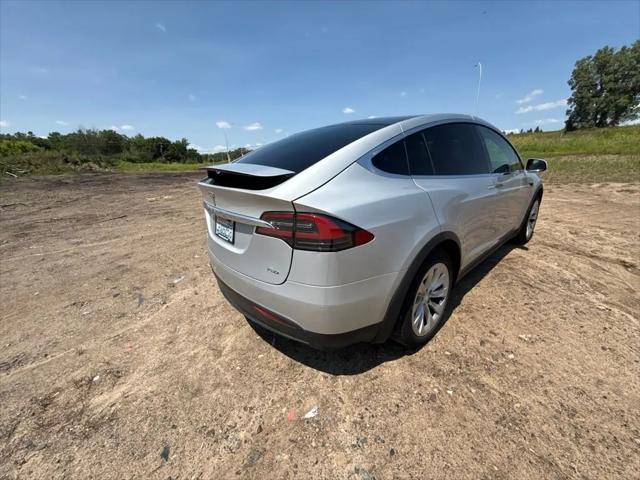 2016 Tesla Model X 75D