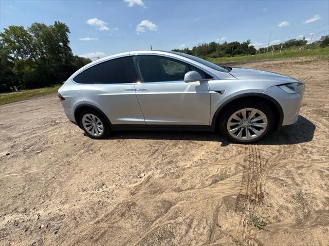 2016 Tesla Model X 75D