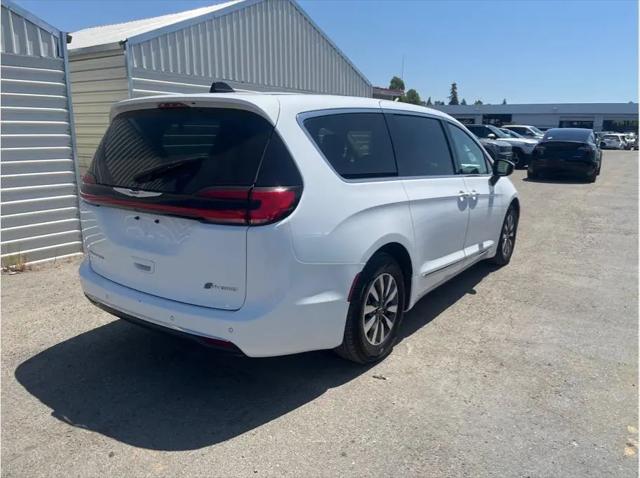 2023 Chrysler Pacifica Hybrid Limited