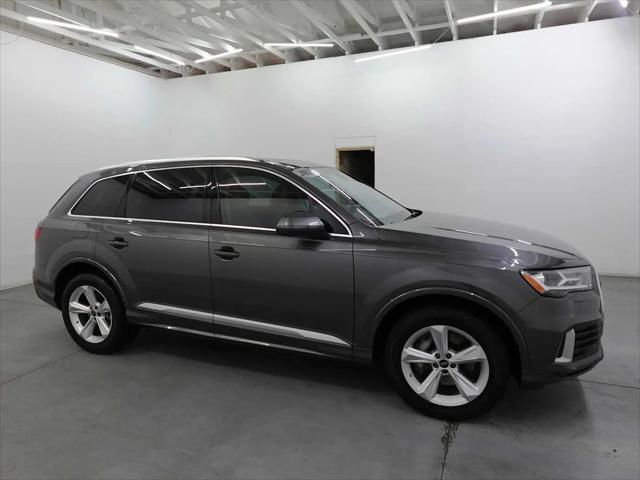 2023 Audi Q7 Premium 45 TFSI quattro Tiptronic