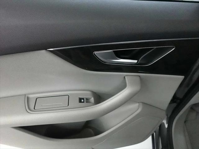 2023 Audi Q7 Premium 45 TFSI quattro Tiptronic