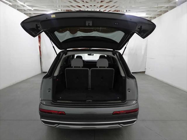 2023 Audi Q7 Premium 45 TFSI quattro Tiptronic
