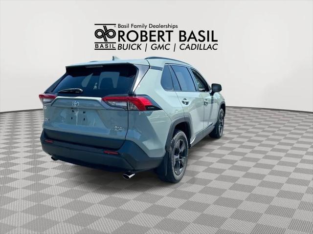 2020 Toyota RAV4 XLE