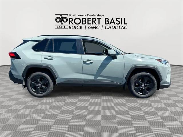 2020 Toyota RAV4 XLE