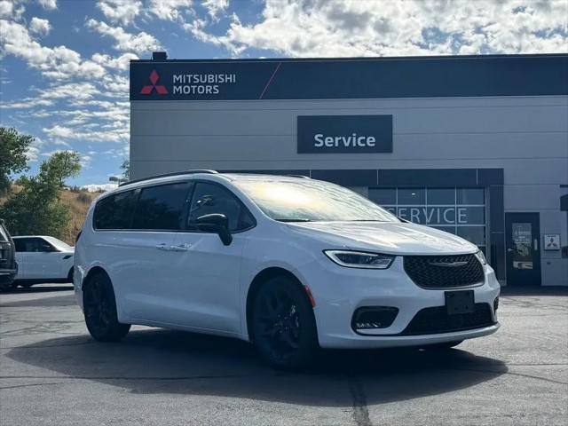 2025 Chrysler Pacifica Limited for sale in Sandy, UT