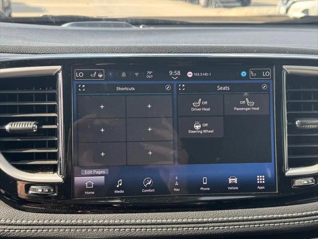 2024 Chrysler Pacifica Hybrid Select