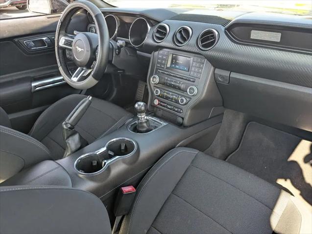 2017 Ford Mustang V6