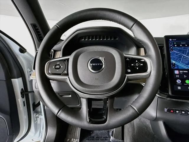 2026 Volvo XC90 Plus, B6 AWD Gas mild hybrid, Gasoline, Bright, 7 Seats