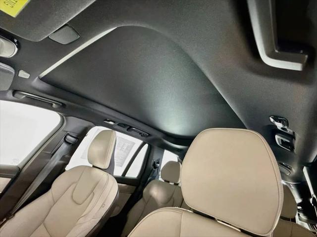 2026 Volvo XC90 Plus, B6 AWD Gas mild hybrid, Gasoline, Bright, 7 Seats
