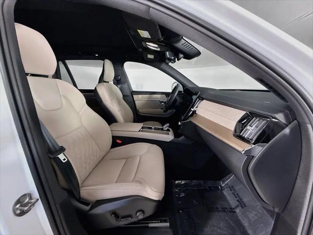 2026 Volvo XC90 Plus, B6 AWD Gas mild hybrid, Gasoline, Bright, 7 Seats