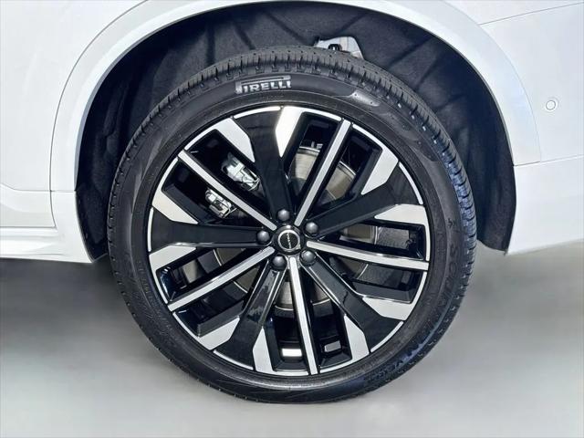 2026 Volvo XC90 Plus, B6 AWD Gas mild hybrid, Gasoline, Bright, 7 Seats