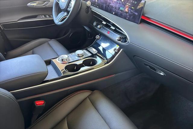 2026 Genesis GV70 2.5T