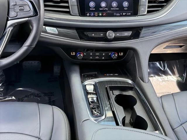 2023 Buick Enclave Essence AWD