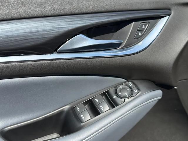 2023 Buick Enclave Essence AWD