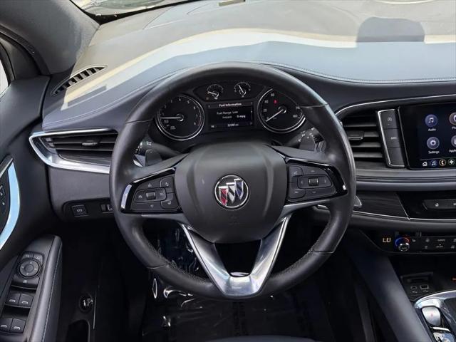 2023 Buick Enclave Essence AWD