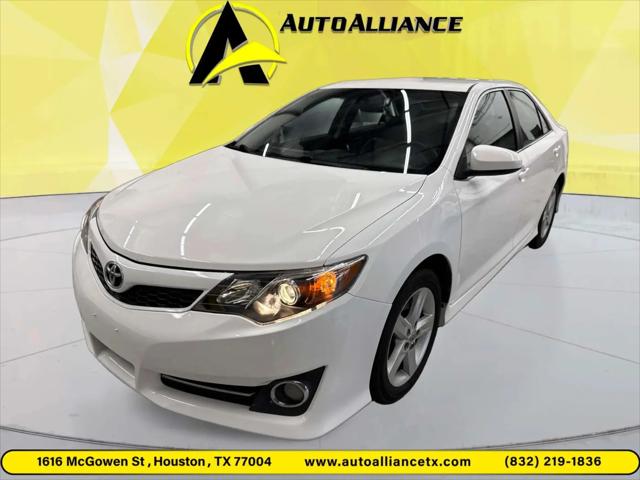 2014 Toyota Camry SE for sale in Houston, TX