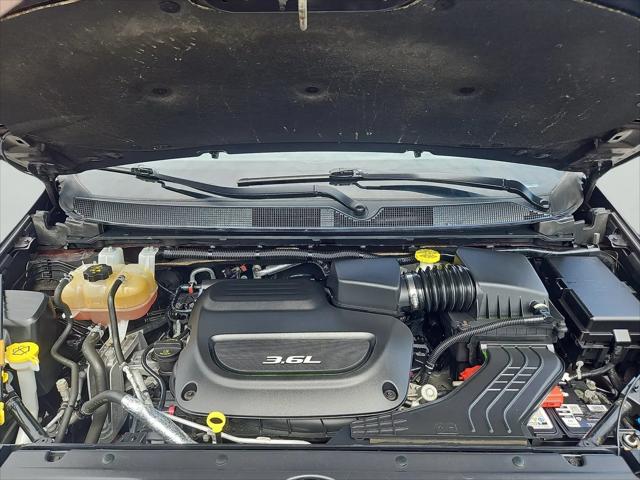 2017 Chrysler Pacifica Touring-L Plus