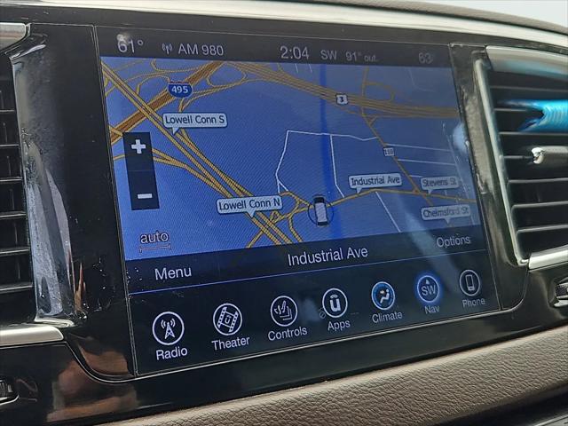 2017 Chrysler Pacifica Touring-L Plus