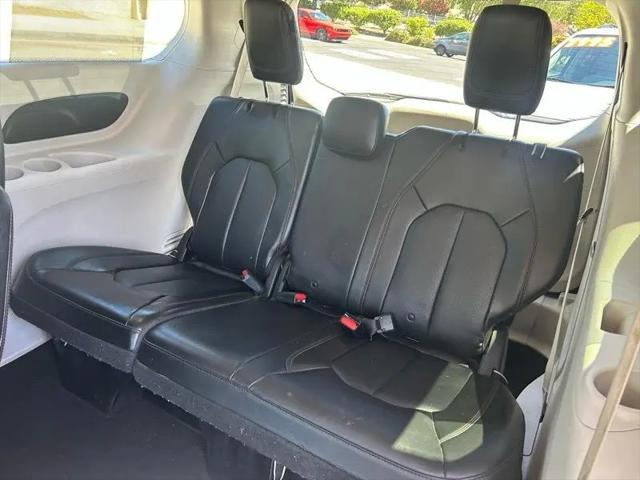 2019 Chrysler Pacifica Touring L
