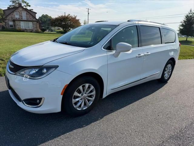 2019 Chrysler Pacifica Touring L for sale in Ephrata, PA
