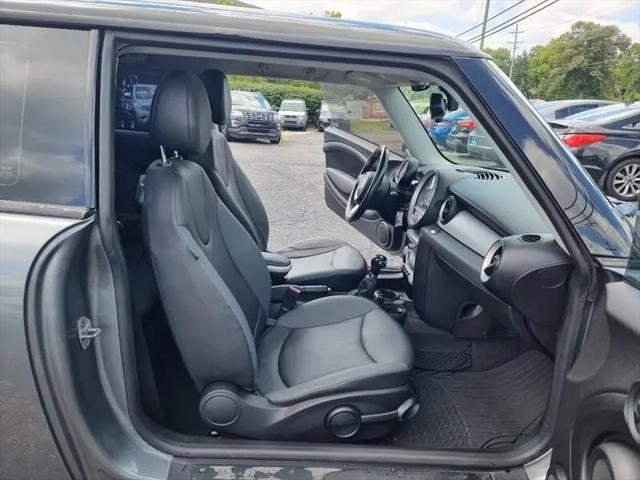 2010 MINI Cooper Cooper