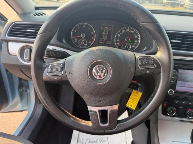 2013 Volkswagen Passat 2.5L SE
