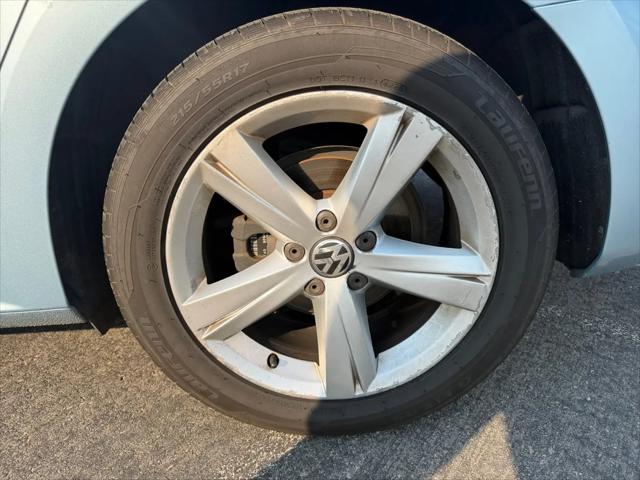 2013 Volkswagen Passat 2.5L SE