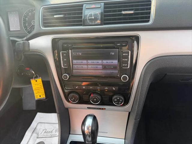 2013 Volkswagen Passat 2.5L SE