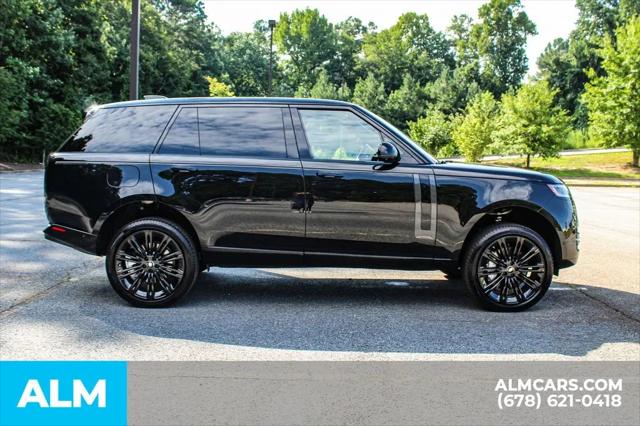 2025 Land Rover Range Rover P530 SE 7 Seat