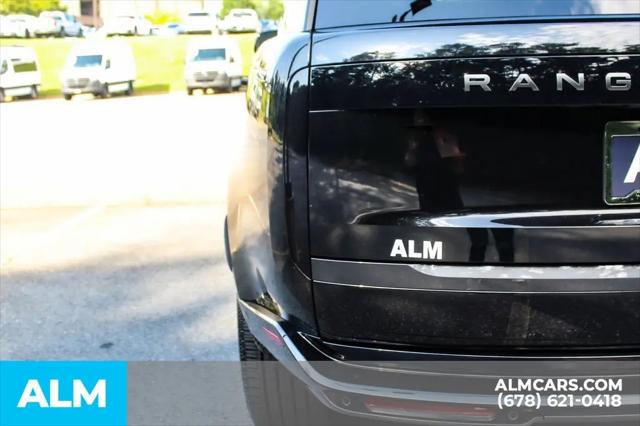 2025 Land Rover Range Rover P530 SE 7 Seat