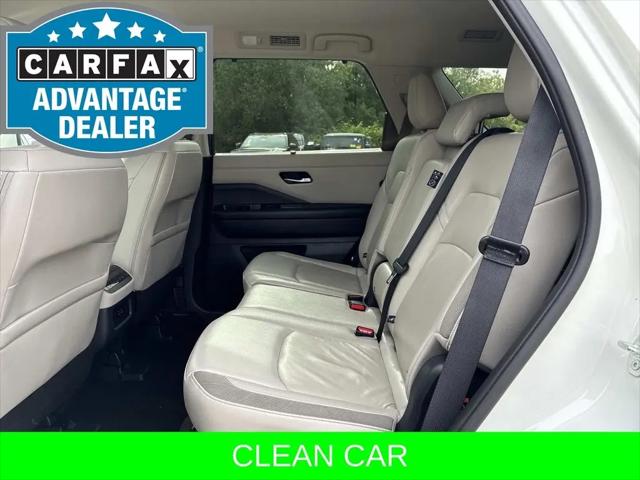 2023 Nissan Pathfinder SL 4WD